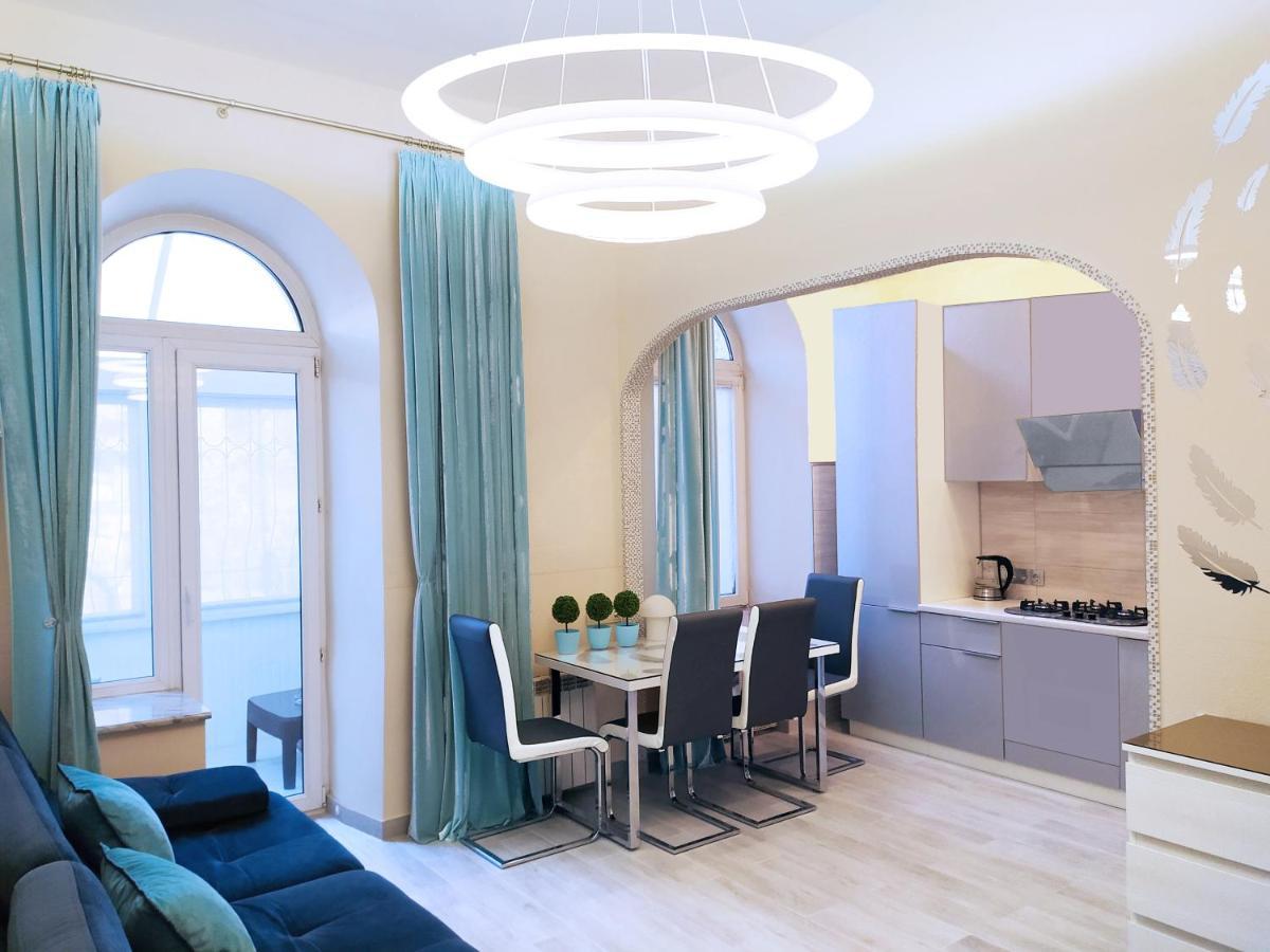 Apartment Luxury Centre Located เคียฟ ภายนอก รูปภาพ